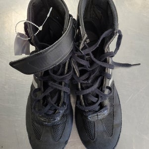 Used Adidas Youth 06.5 Wrestling Shoes