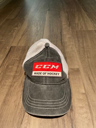 Gray Used One Size Fits All CCM Hat