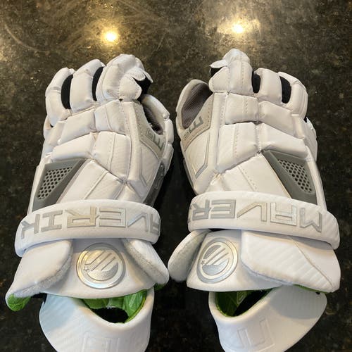 Like New, Used Once Maverik M5 Lacrosse Gloves - Size 13