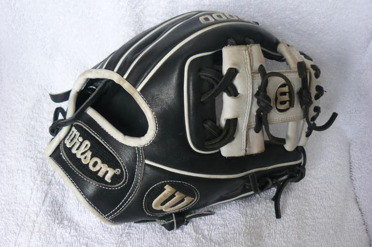 WILSON A2000 PRO-STOCK BASEBALL GLOVE