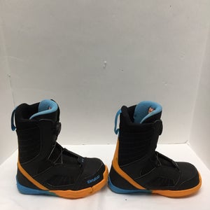 Size 5 ThirtyTwo KidsBoa Snowboard Boots