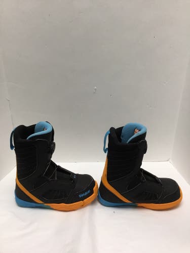 Size 5 ThirtyTwo KidsBoa Snowboard Boots