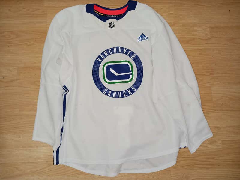 Vancouver Canucks Hockey Practice Jersey (WHITE) (BLUE