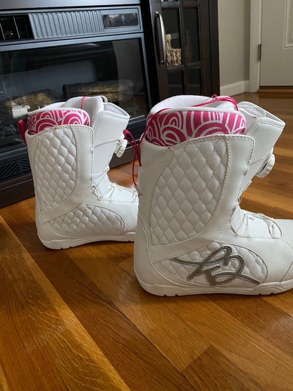 Women's Size 10 K2 Veil Boa Snowboard Boots