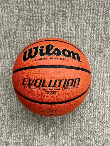 Used Wilson Evolution Basketball Indoor Game Ball 27.5 Inch