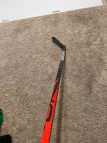 Bauer vapor adv p28 77 flex dressed as flylite