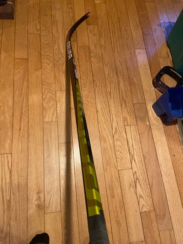 Senior Left Hand P88  Supreme 3S Pro Hockey Stick