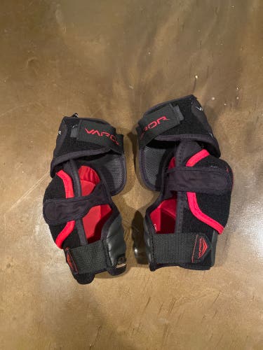 Used Large Bauer Vapor 1X Elbow Pads