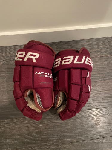 Bauer 14"  Nexus N2900 Gloves