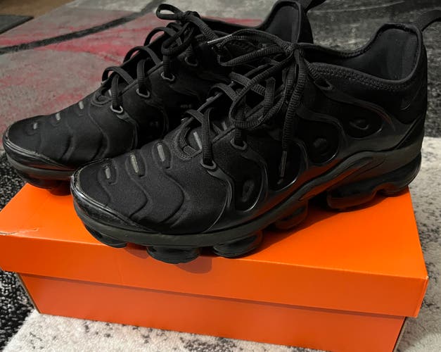 Nike Air VaporMax Plus