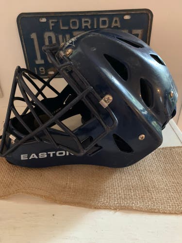 Easton Catcher's Mask Size 6 1/8-7