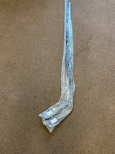 New Bauer Right Handed Ag5nt Hockey Stick P92 2 pack