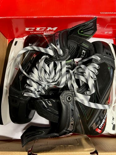 Senior New CCM RibCor 100k Pro Hockey Skates Regular Width Size 8