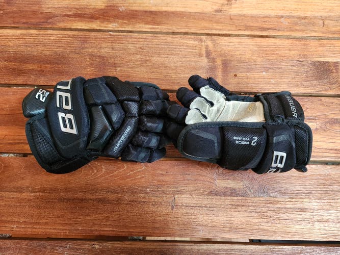Used Bauer Supreme 2S Pro Gloves 10"