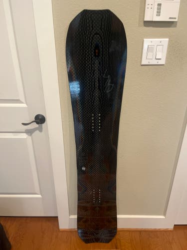 Used 2022 Lib Tech All Mountain Apex Orca 156cm Snowboard