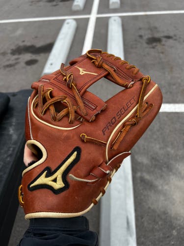 Mizuno Pro Select 11.75”