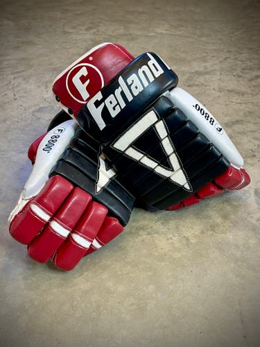 Ferland Hockey Gloves Used 14" (Blackhawks)
