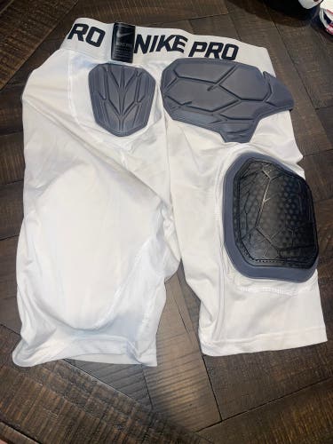 Adult Medium Nike nike pro combat