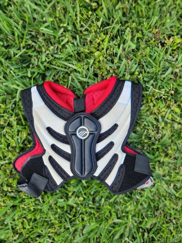 Used Adult Large Maverik Shoulder Pads