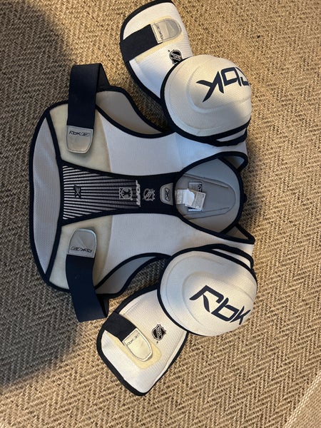 Senior Large RBK/Jofa Pro Stock 3K Shoulder Pads