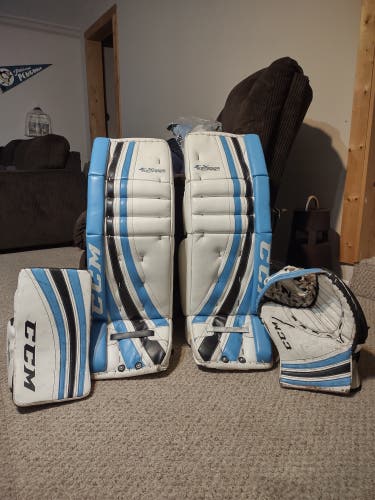 33" CCM Extreme Flex Pro Goalie Full Set