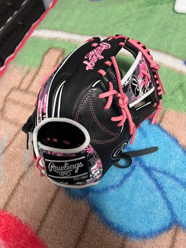 11.25 “Heart of the Hide Baseball Glove JAPAN EXCLUSIVE (Super Rare)