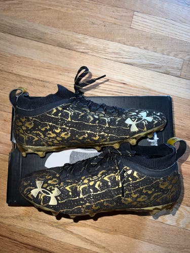 Under Armour Spotlight Luxe Suede Football Cleats