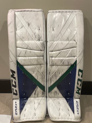 Thatcher Demko Pads (2022-23 Game Worn)