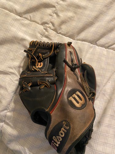 Right Hand Throw 11.75" A2K Baseball Glove