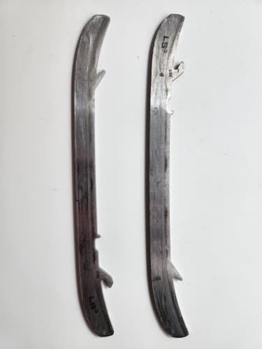 Used Bauer TUUK LS3 246 mm (size 5)