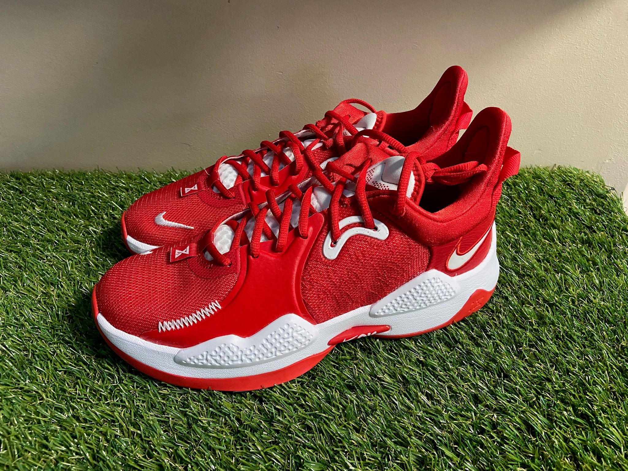 pg5 red white and blue