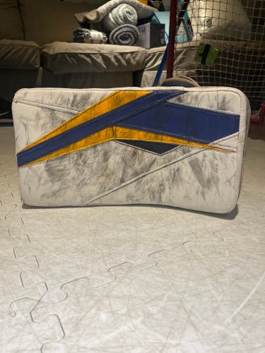 Jordan Binnington Pro Stock True L12.2 Blocker
