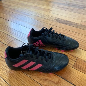 Adidas soccer cleats (youth size 2.5)