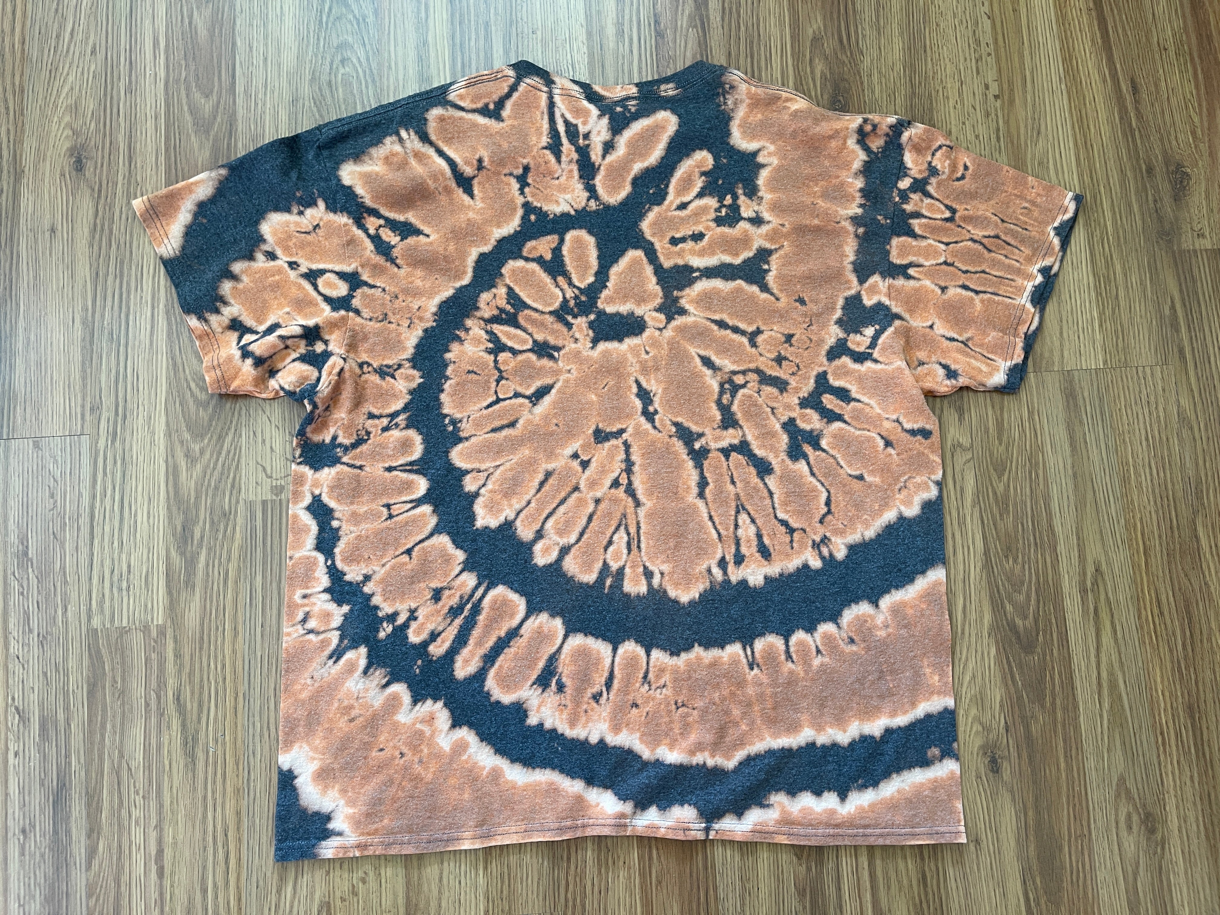 M Atlanta Braves Tye Dye T Braves Reverse Dyed T 