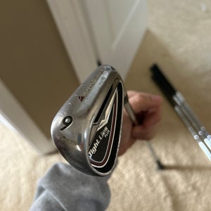 MENS Right Handed Regular Flex Steel Shaft Tight Lies Iron Set
