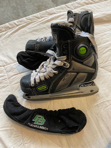 Senior Reebok Size 7 5K Hockey Skates