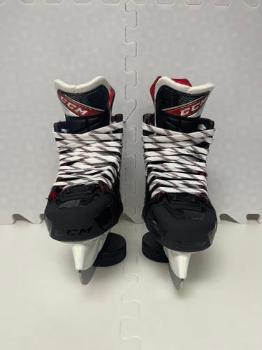 Intermediate New CCM JetSpeed FT4 Pro Hockey Skates Regular Width Size 5