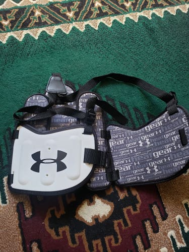Under Armour Rib Pads Medium and mouthpiece