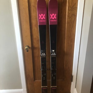 Volkl Yumi 154cm with Marker Squire Sole ID Bindings