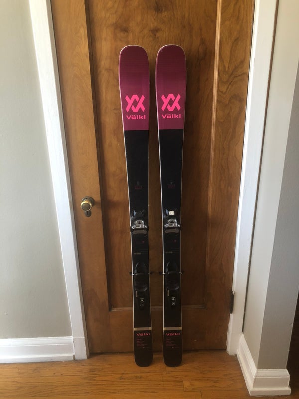 Volkl Revolt 95 173cm with Marker Squire Sole ID Bindings