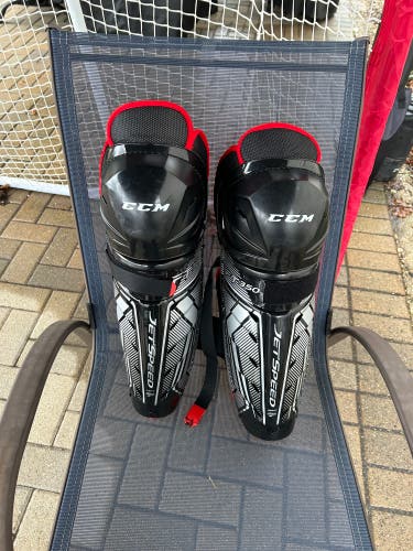 Used CCM  JetSpeed FT350 Shin Pads