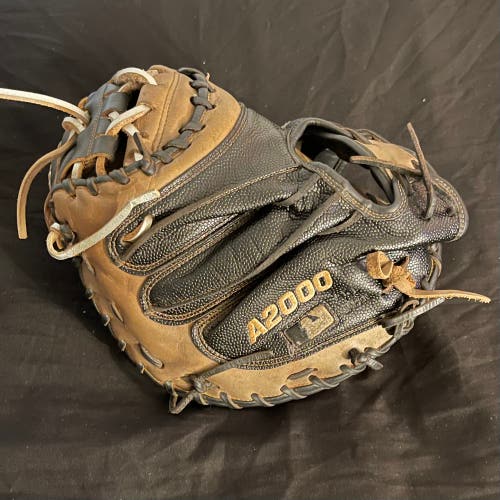 Wilson A2000 34" Baseball Catchers Mitt