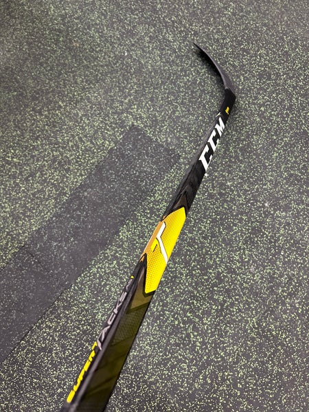 Senior Right Handed P88 Super Tacks AS1 Hockey Stick
