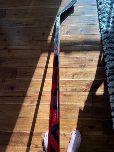 Intermediate Right Handed P92  Vapor FlyLite Hockey Stick
