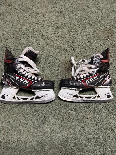CCM Jetspeed FT490 Size 7