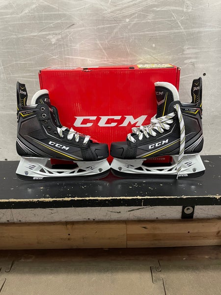 New CCM Regular Width Size 5.5 Tacks Classic Pro+ Hockey Skates