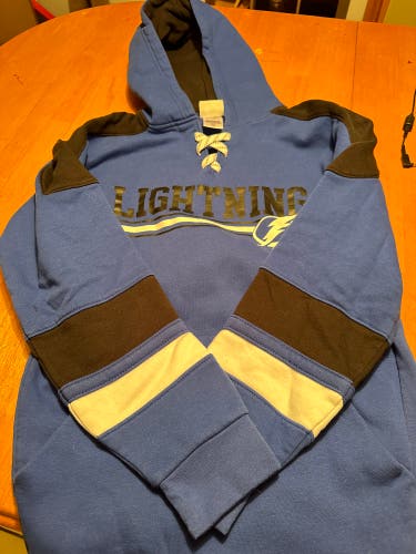 Tampa Bay Lightning hoodie and tshirt Adult Small