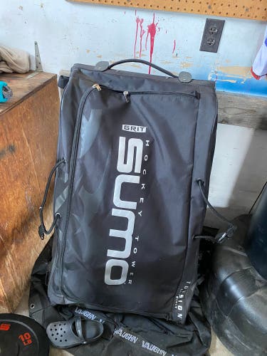 Grit Gt4 sumo goalie bag