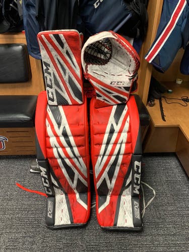 CCM Eflex4 Goalie Leg Pads With Glove And Blocker