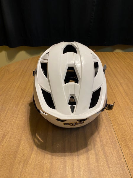 Player's Cascade XRS Helmet